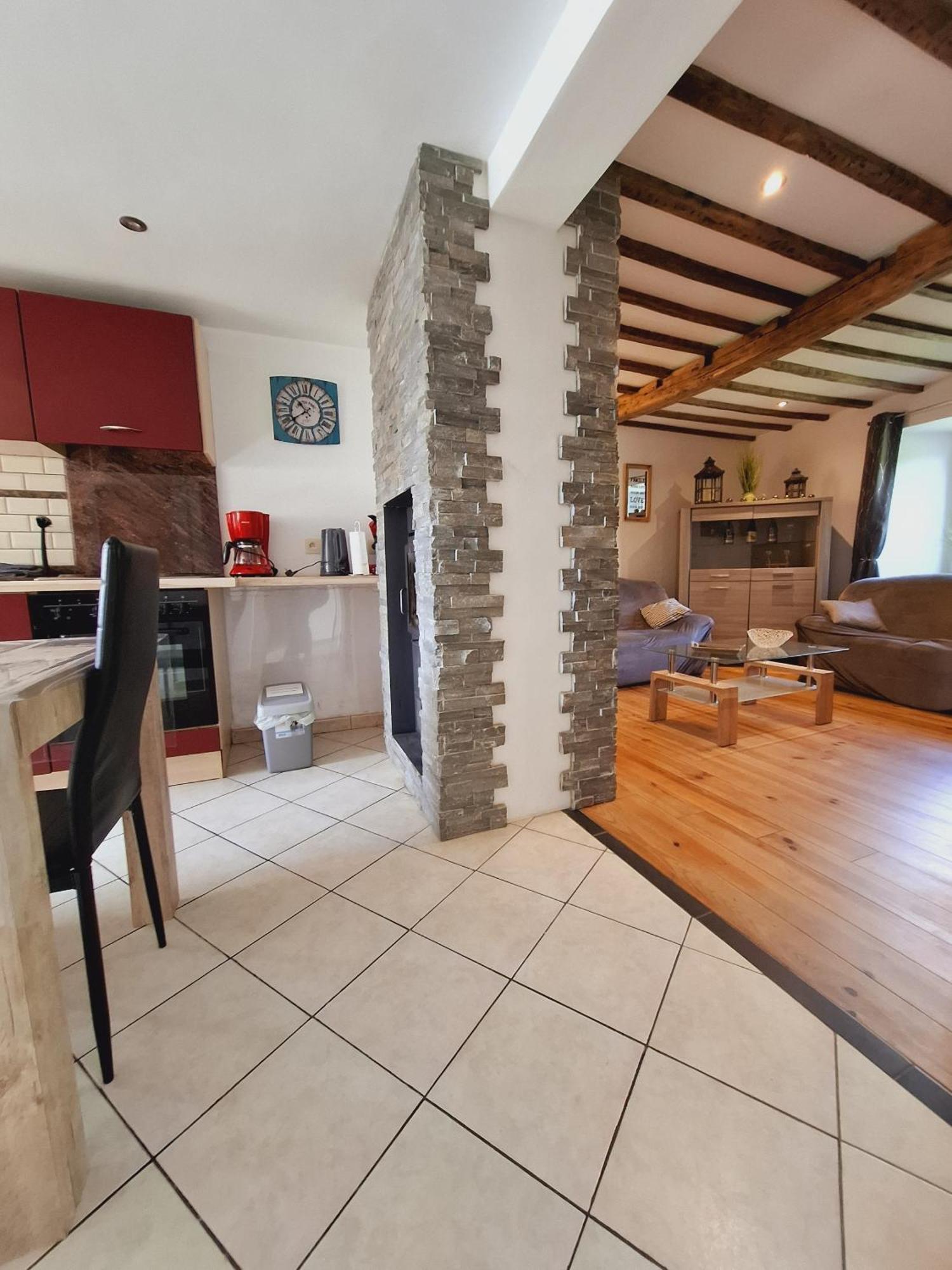 Le Gai Pinson Villa Beausaint Eksteriør billede